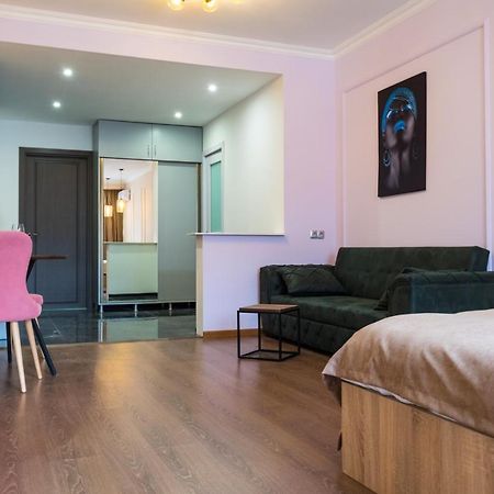 Iren River Side Apartments Tbilisi Zewnętrze zdjęcie