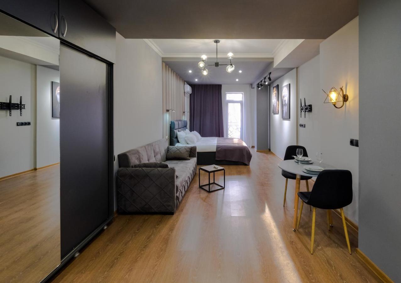 Iren River Side Apartments Tbilisi Zewnętrze zdjęcie