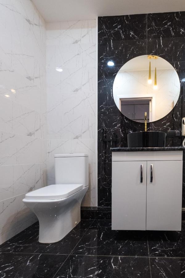 Iren River Side Apartments Tbilisi Zewnętrze zdjęcie